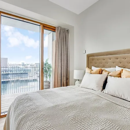 Sanders View - Stunning Two-bedroom With Harbor View